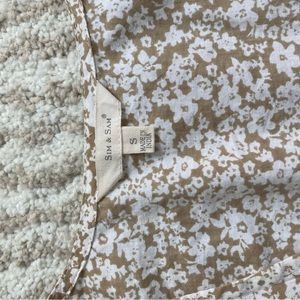 Sim and Sam Beige Floral Cropped Top with Ruching